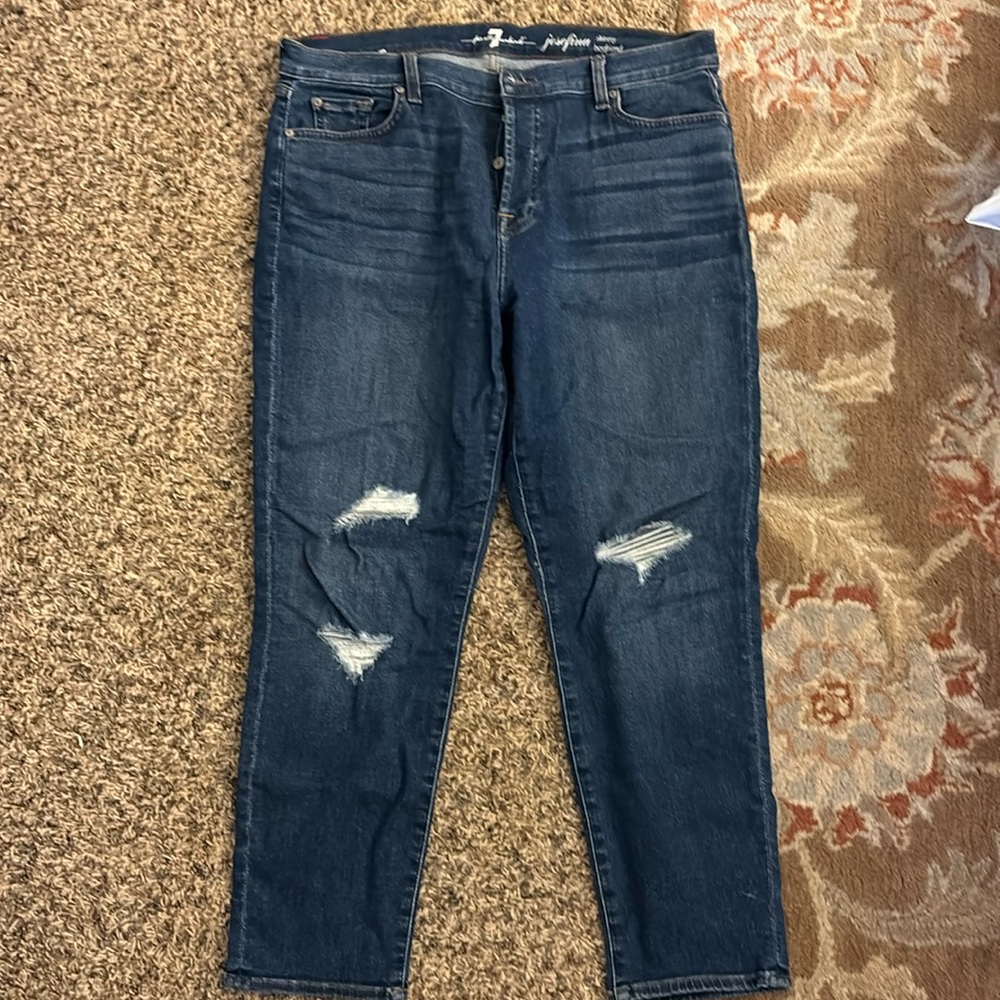 7 for All Mankind Josefina Skinny Boyfriend! Very very stretchy, size 32!